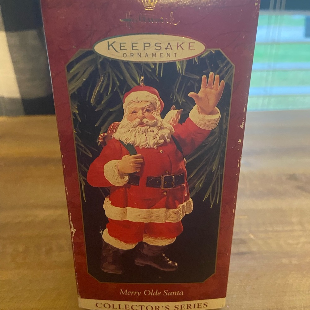 Hallmark Santa Claus Keepsake Ornament Red and White New in Box